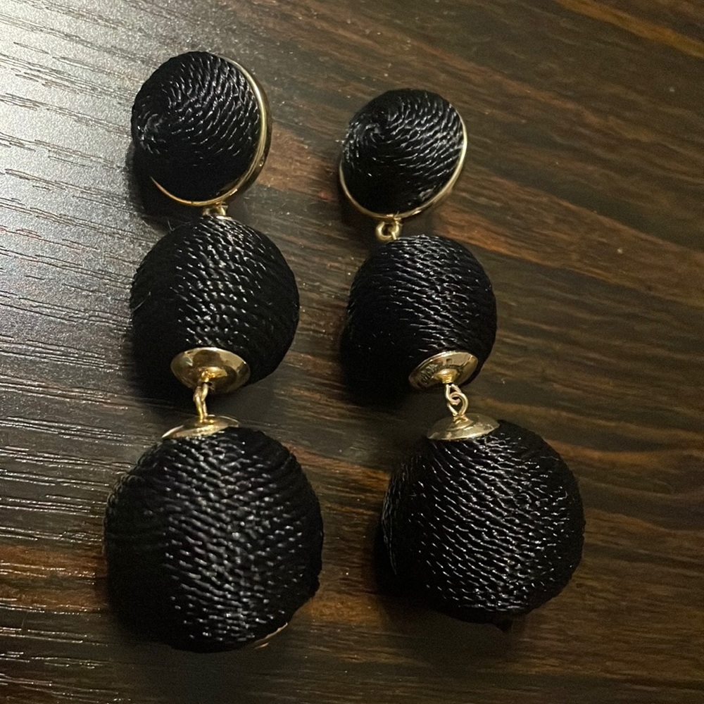 Black dangly earrings